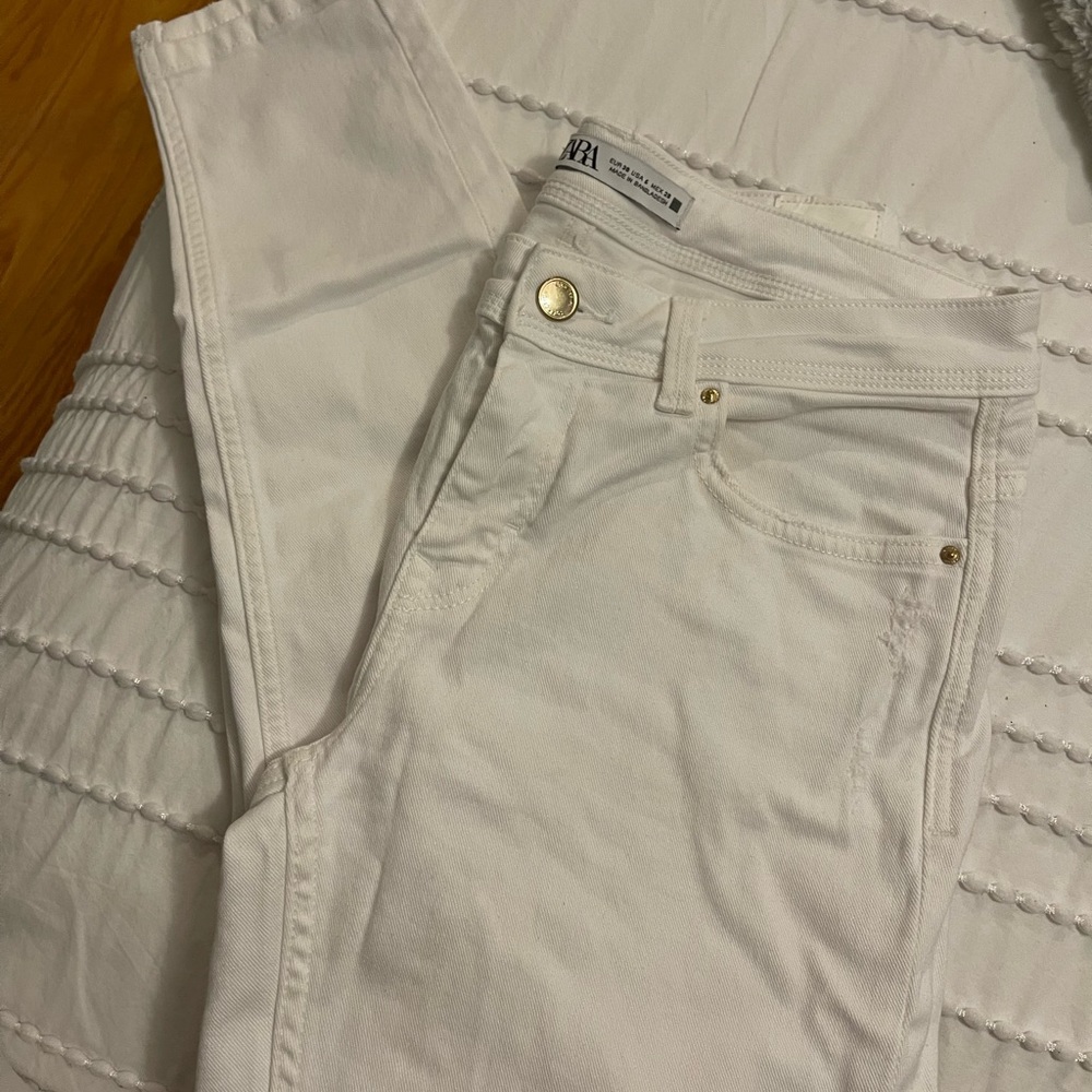 Zara jeans